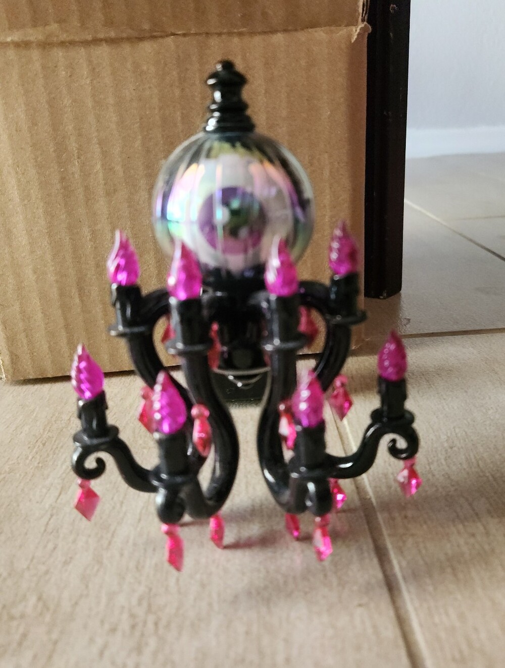 Bath & Body Works Cycloptopus Chandelier Nightlight Wallflowers Fragrance Plug
